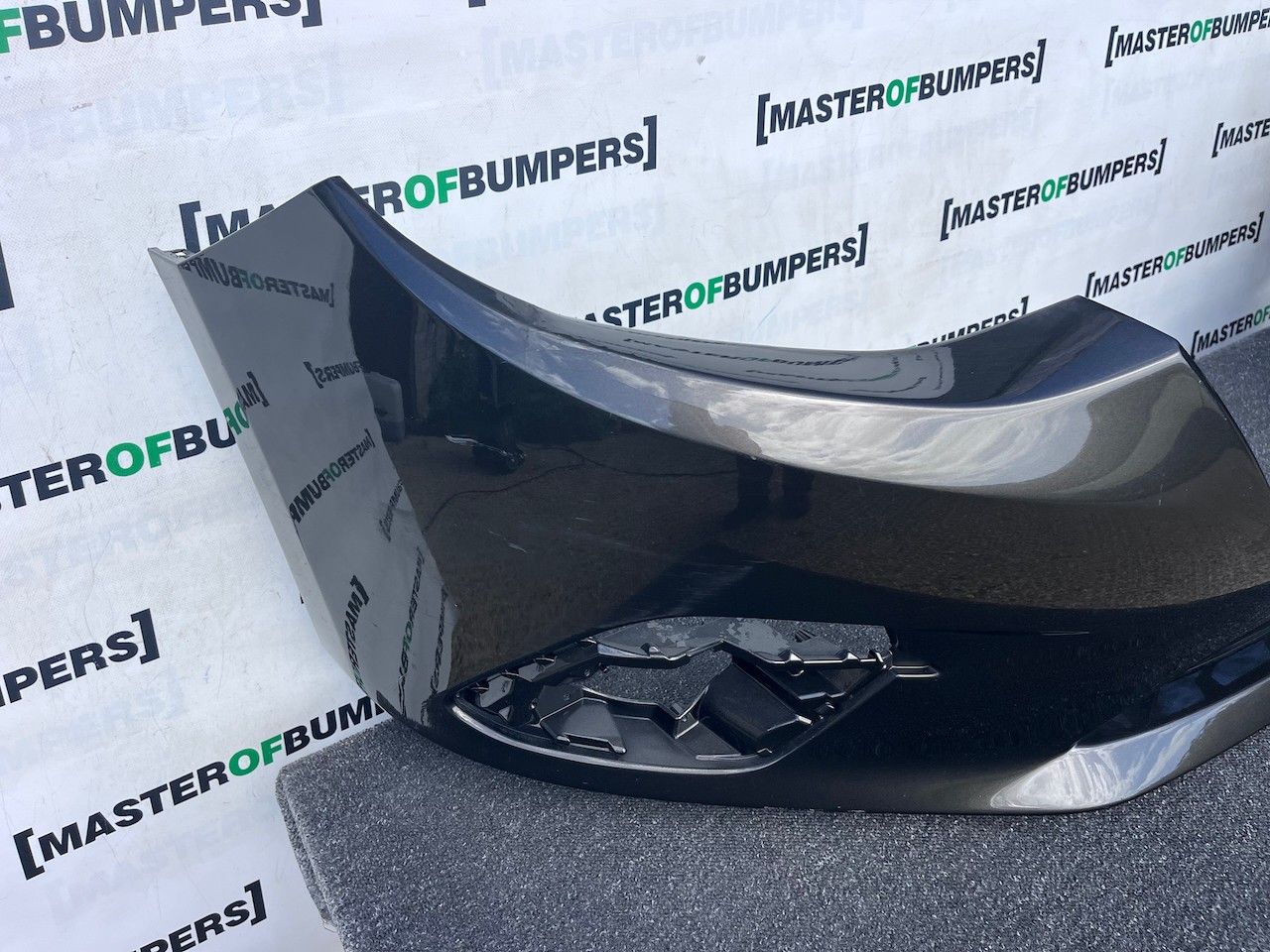 Mazda 3 Skyactiv Saloon Estate Mk3 2013-2016 Front Bumper No Pdc Genuine [g640]