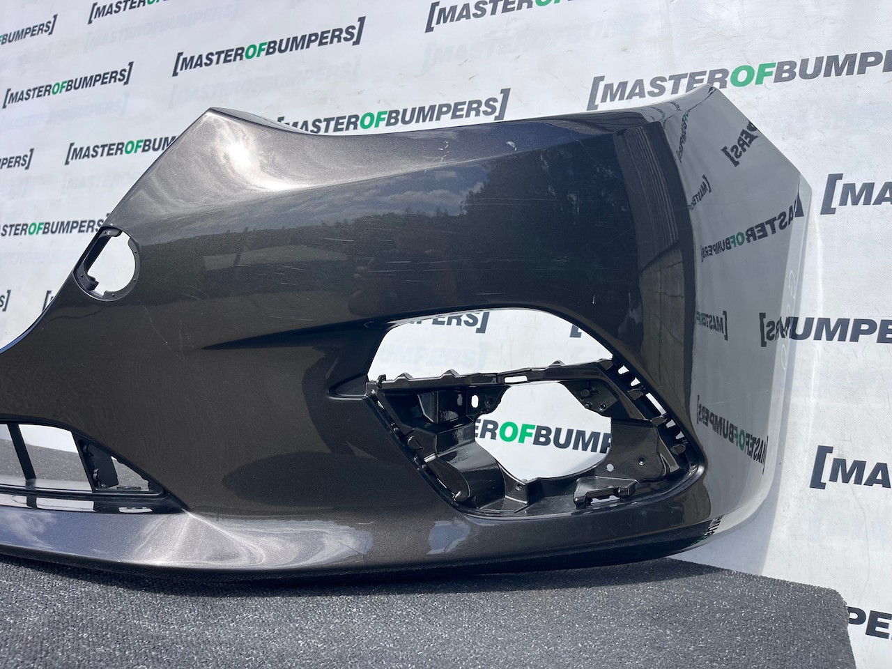 Mazda 3 Skyactiv Saloon Estate Mk3 2013-2016 Front Bumper No Pdc Genuine [g640]