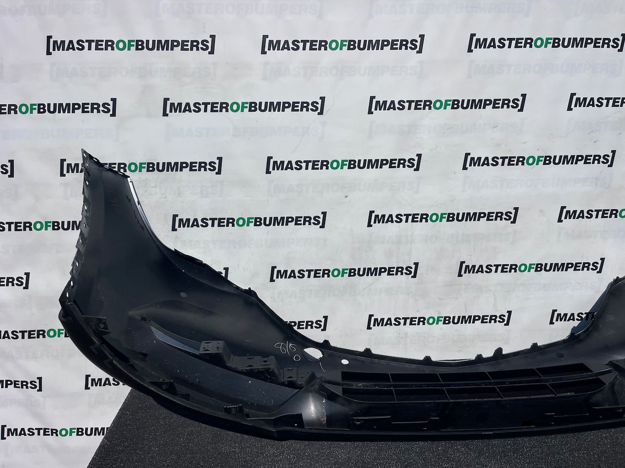 Mazda Cx-5 Cx5 Sport Mk2 2017-2021 Front Bumper 4 Pdc No Jets Genuine [g643]