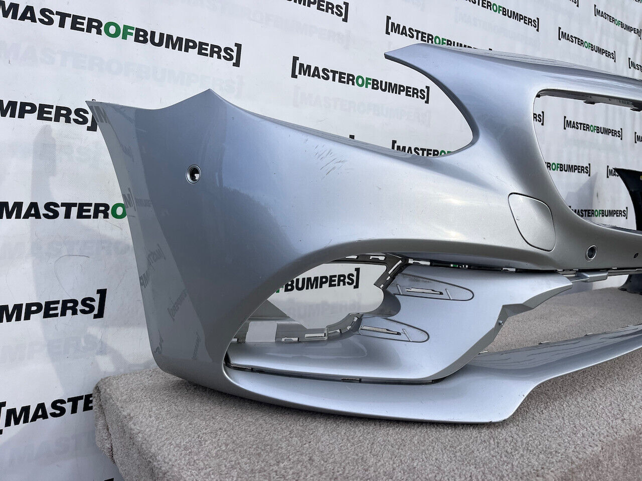 Mercedes Slk Class Slc Amg W172 2016-2019 Front Bumper 6 Pdc Genuine [e933]