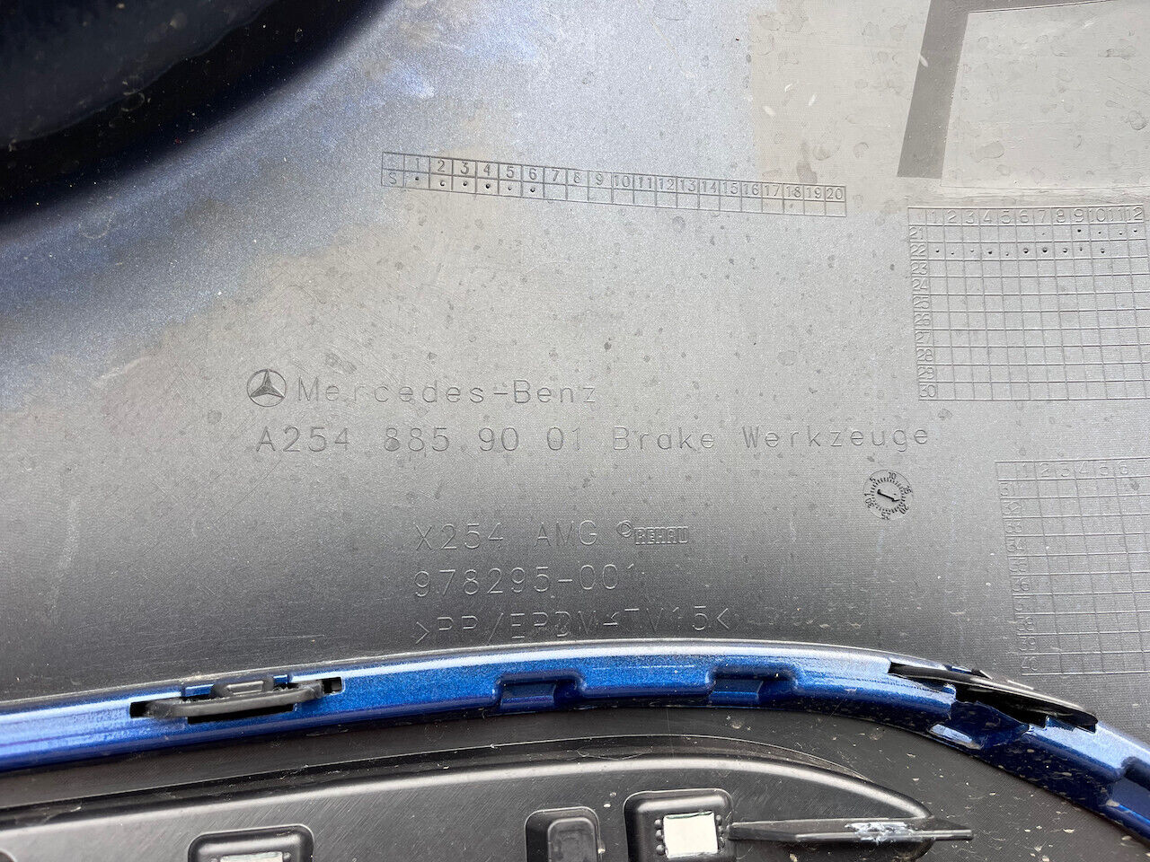 Mercedes Glc Amg Line A254 Suv Mk2 2023-on Rear Bumper 6pdc Genuine [e953]