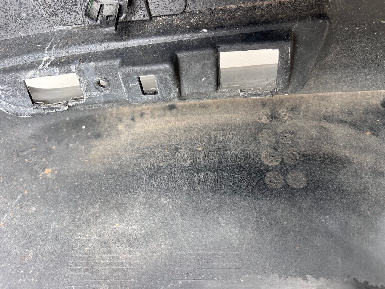 Mercedes Vito V Class A447 2015-2020 Rear Bumper Black 6 Pdc Genuine [e80]