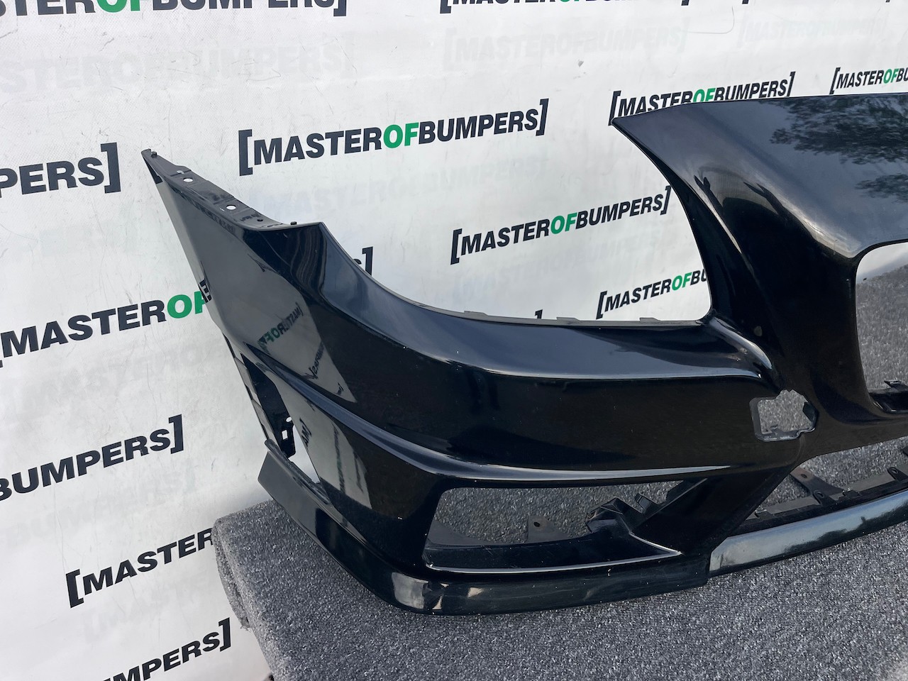 Mercedes Slk Amg Sport A172 Mk3 2012-2015 Front Bumper No Pdc Genuine [e358]