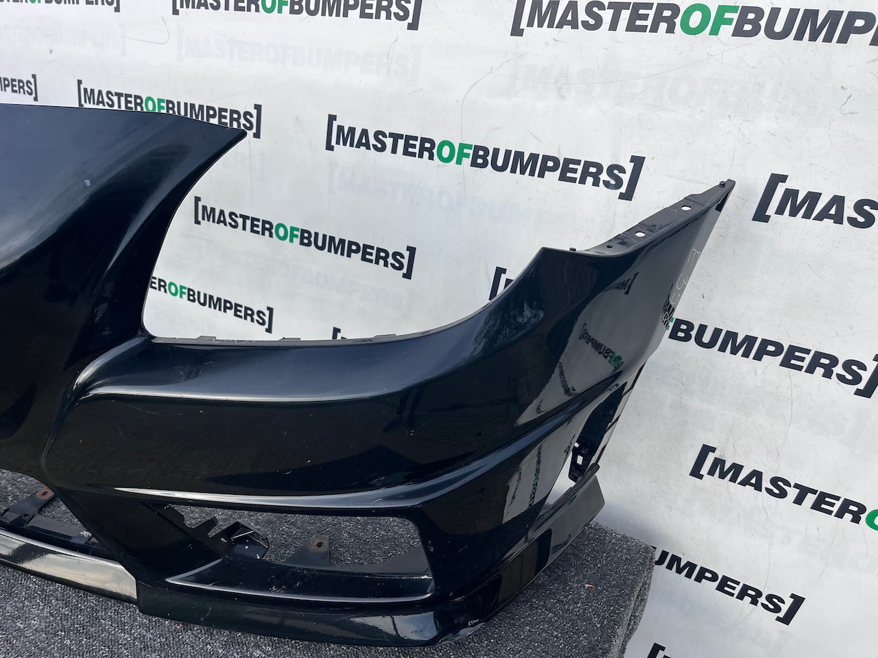 Mercedes Slk Amg Sport A172 Mk3 2012-2015 Front Bumper No Pdc Genuine [e358]