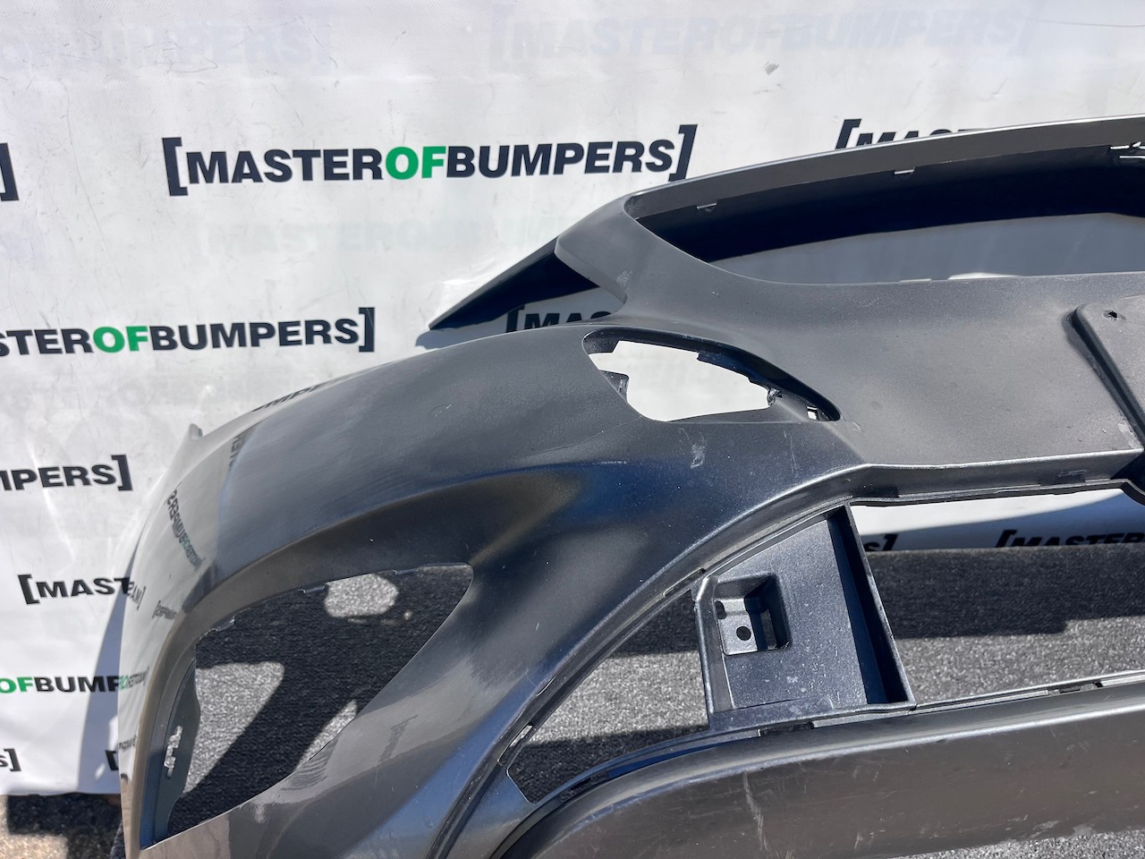 Mercedes A Class Se A176 Hatchback 2012-2015 Front Bumper No Pdc Genuine [e399]