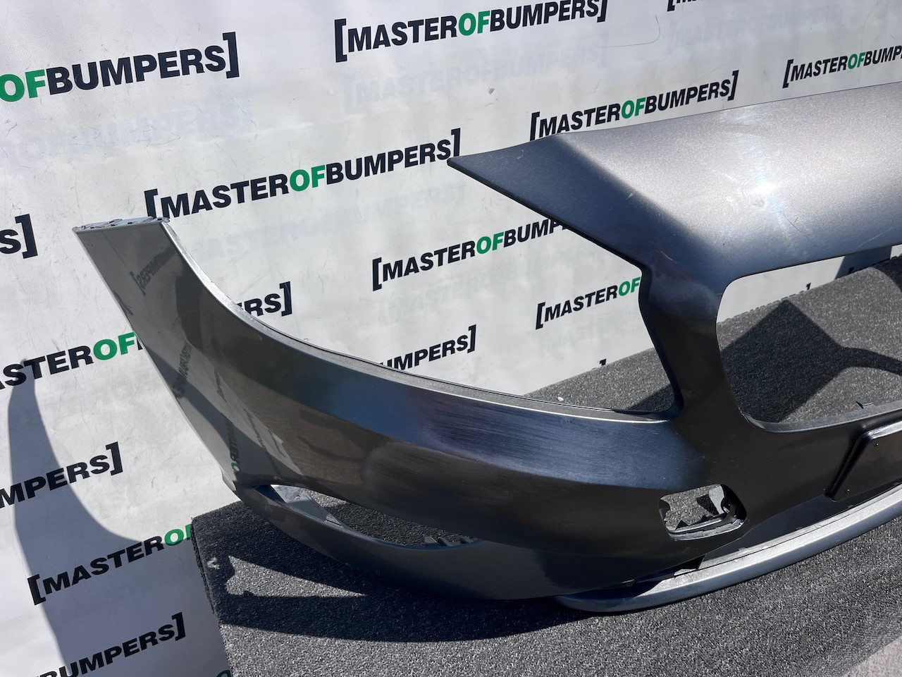 Mercedes A Class Se A176 Hatchback 2012-2015 Front Bumper No Pdc Genuine [e399]