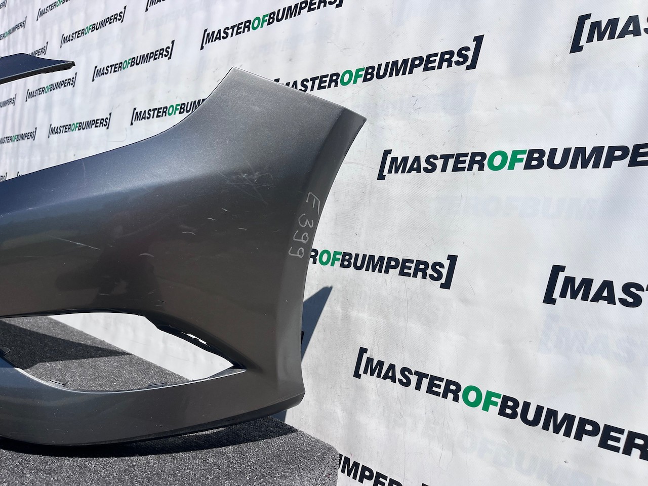 Mercedes A Class Se A176 Hatchback 2012-2015 Front Bumper No Pdc Genuine [e399]