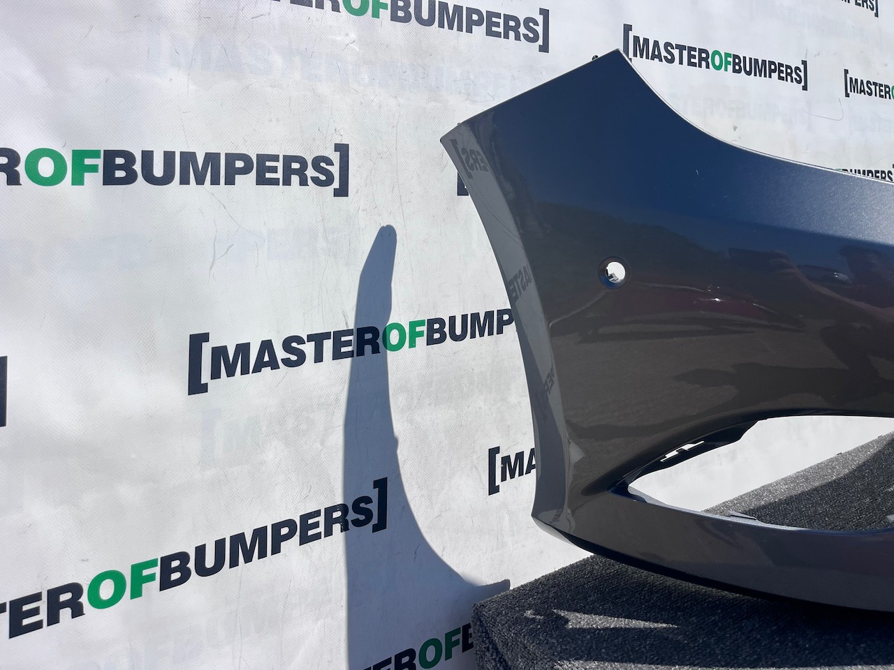 Mercedes A Class Se A176 Hatchback 2012-2015 Front Bumper 6 Pdc Genuine [e401]