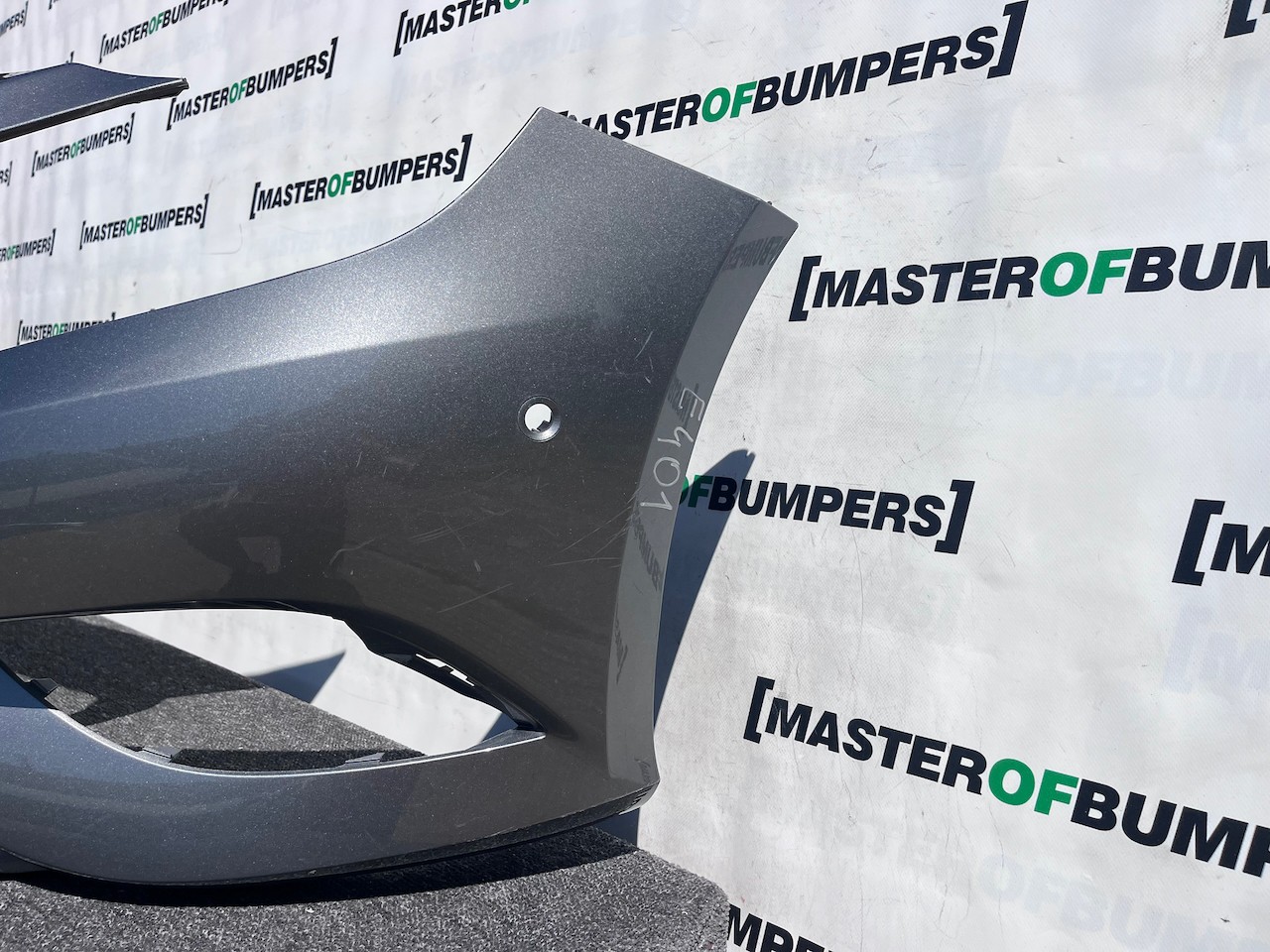 Mercedes A Class Se A176 Hatchback 2012-2015 Front Bumper 6 Pdc Genuine [e401]