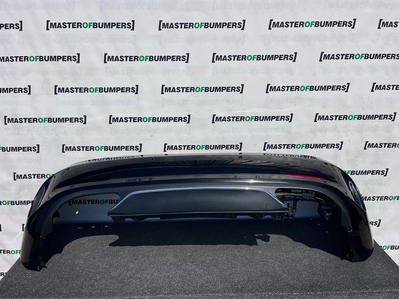 Mercedes Slk Class Slc Amg W172 2016-2020 Rear Bumper 4 Pdc Genuine [e445]