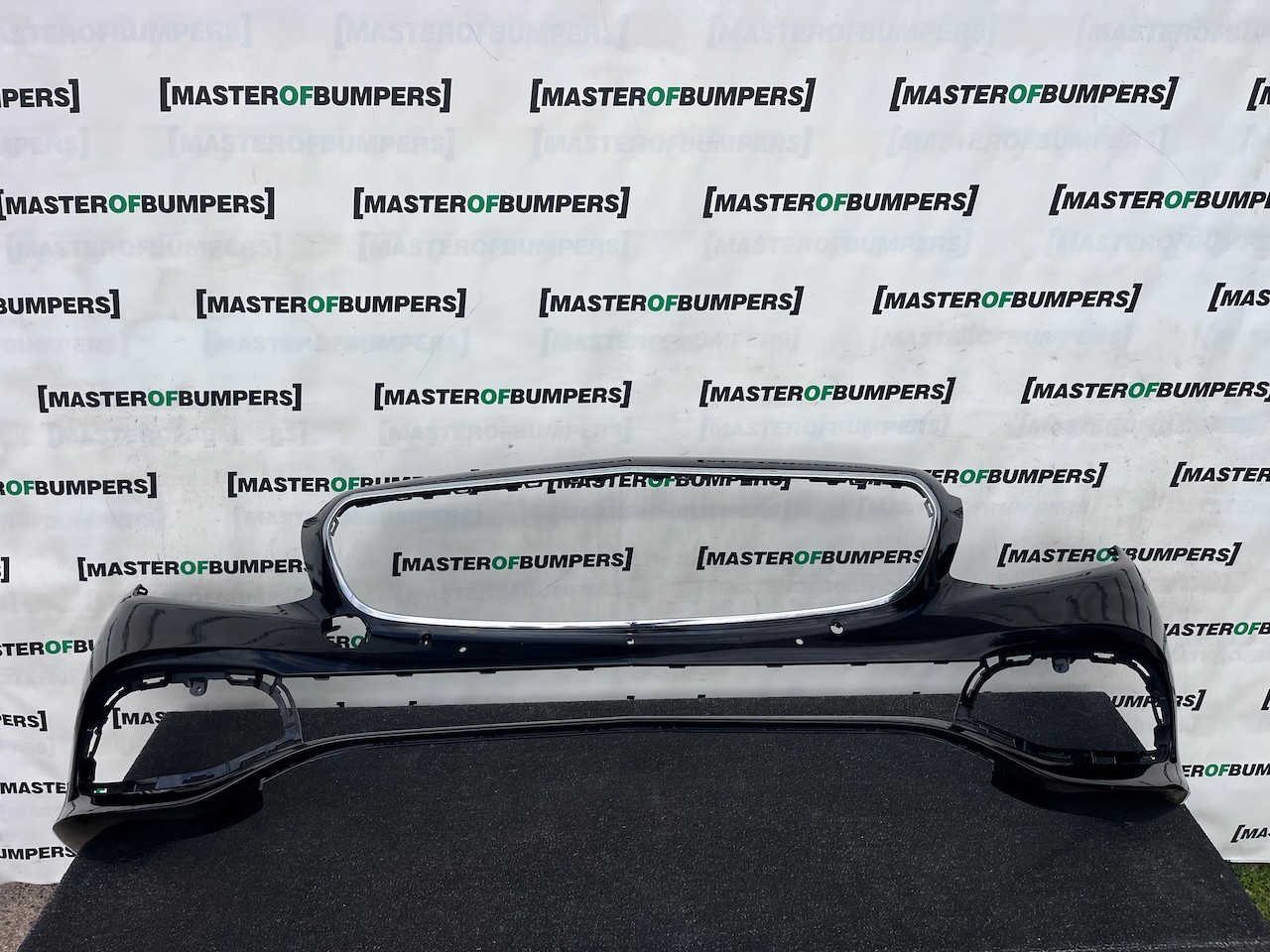 Mercedes E Class Se Sport A213 E220 Saloon 2016-2019 Front Bumper Genuine [e453]