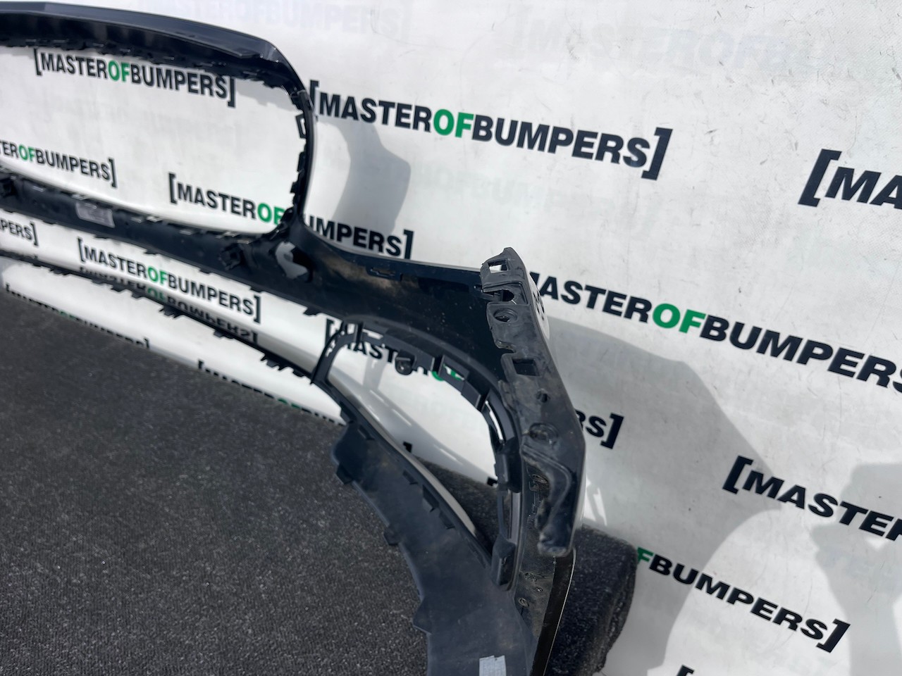 Mercedes E Class Se Sport A213 E220 Saloon 2016-2019 Front Bumper Genuine [e453]