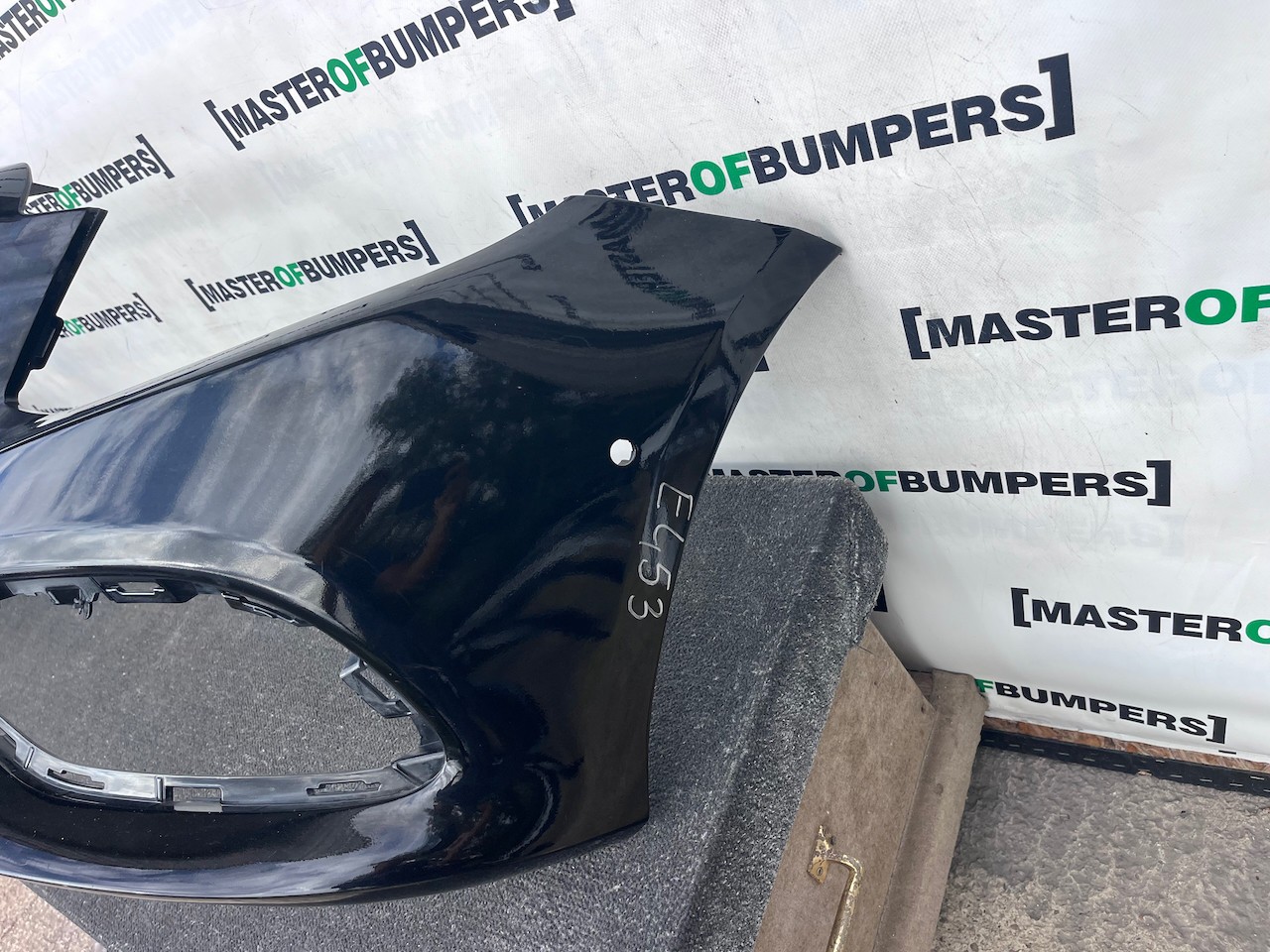 Mercedes E Class Se Sport A213 E220 Saloon 2016-2019 Front Bumper Genuine [e453]