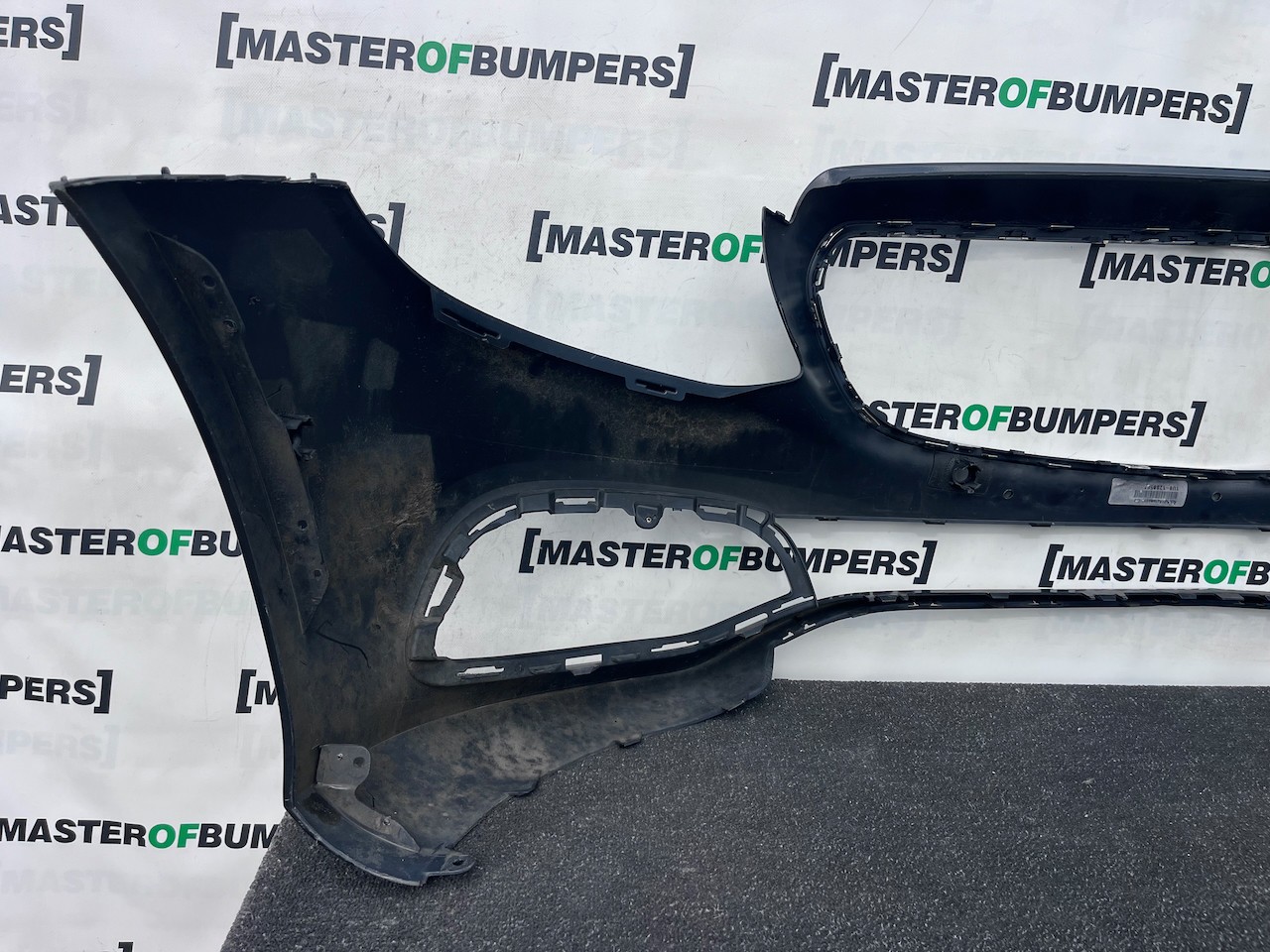 Mercedes E Class Se Sport A213 E220 Saloon 2016-2019 Front Bumper Genuine [e453]