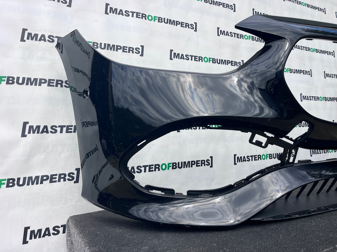 Mercedes C Class Se Basic A206 Salon Estate 2022-2025 Front Bumper Genuine [e454 Mercedes C Class Se Basic A206 Salon Estate 2022-2025 Front Bumper Genuine [e454