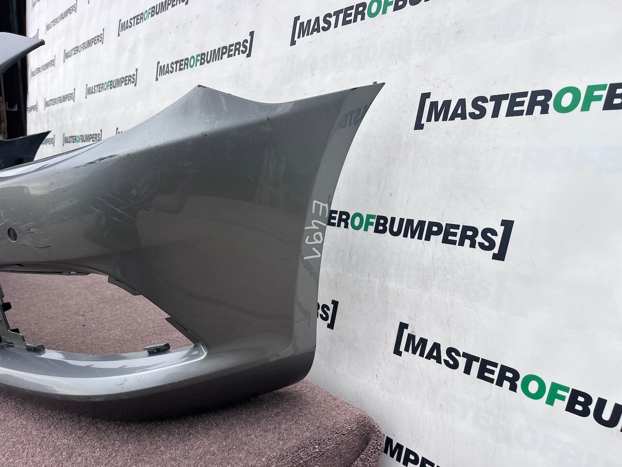 Mercedes Slk Se Cabrio A172 Mk3 2012-2015 Front Bumper 4 Pdc Genuine [e491]