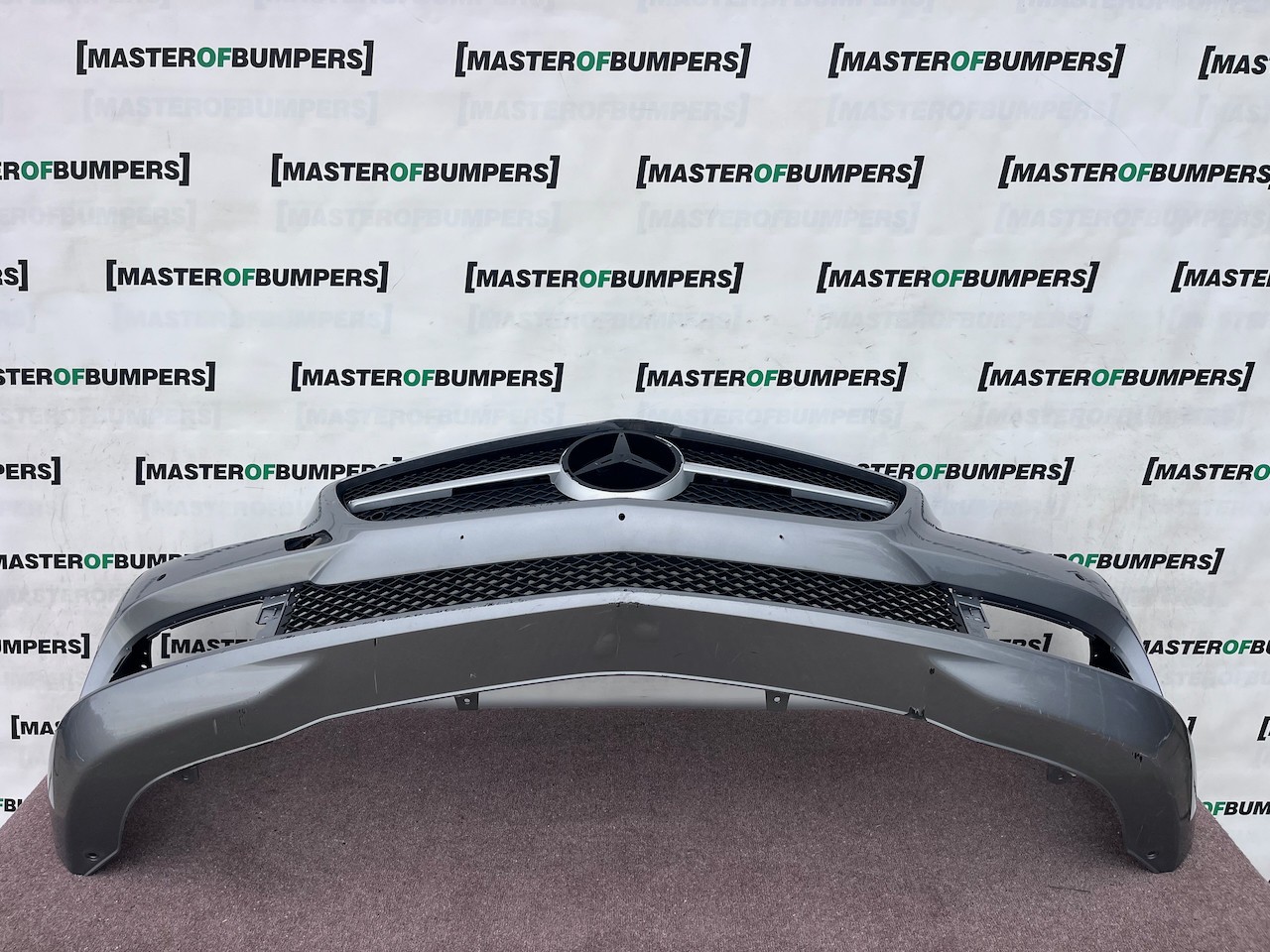 Mercedes Slk Se Cabrio A172 Mk3 2012-2015 Front Bumper 4 Pdc Genuine [e491]