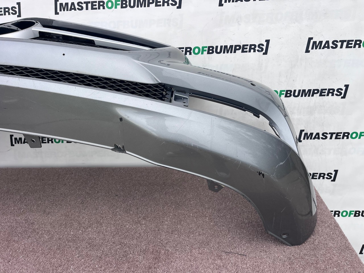 Mercedes Slk Se Cabrio A172 Mk3 2012-2015 Front Bumper 4 Pdc Genuine [e491]