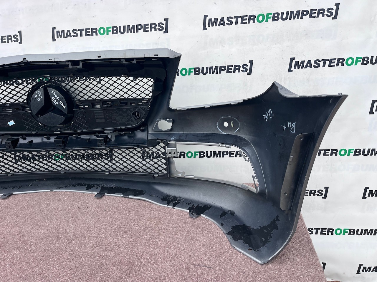 Mercedes Slk Se Cabrio A172 Mk3 2012-2015 Front Bumper 4 Pdc Genuine [e491]