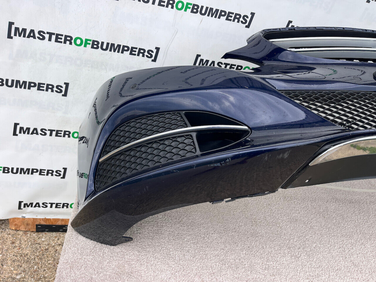 Mercedes E Class Se A212 Avantgarde 2013-2016 Front Bumper 6 Pdc Genuine [e51]