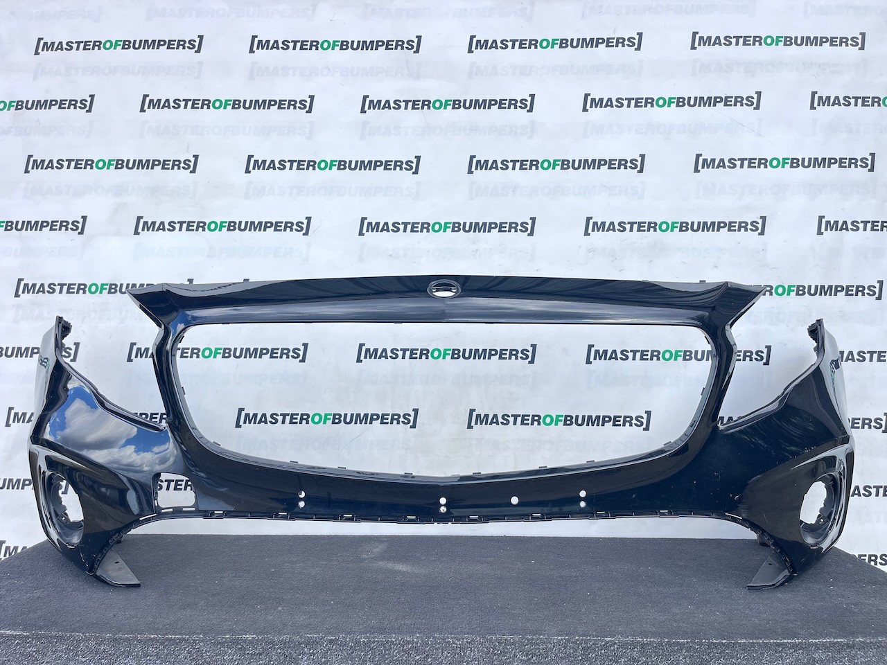 Mercedes Gla Urban A156 Mk1 Lift 2017-2020 Front Bumper Pdc Genuine [e464]