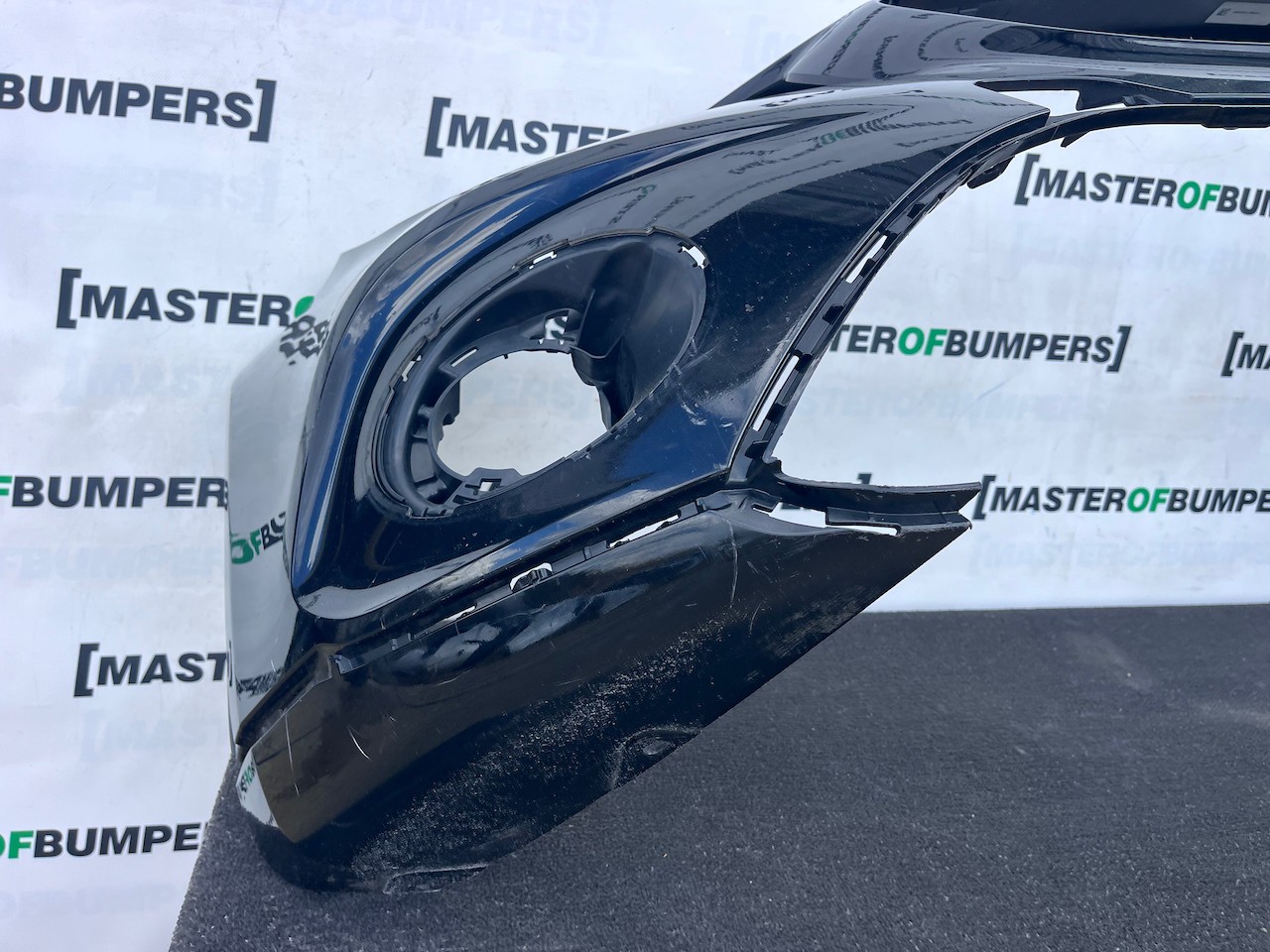 Mercedes Gla Urban A156 Mk1 Lift 2017-2020 Front Bumper Pdc Genuine [e464]