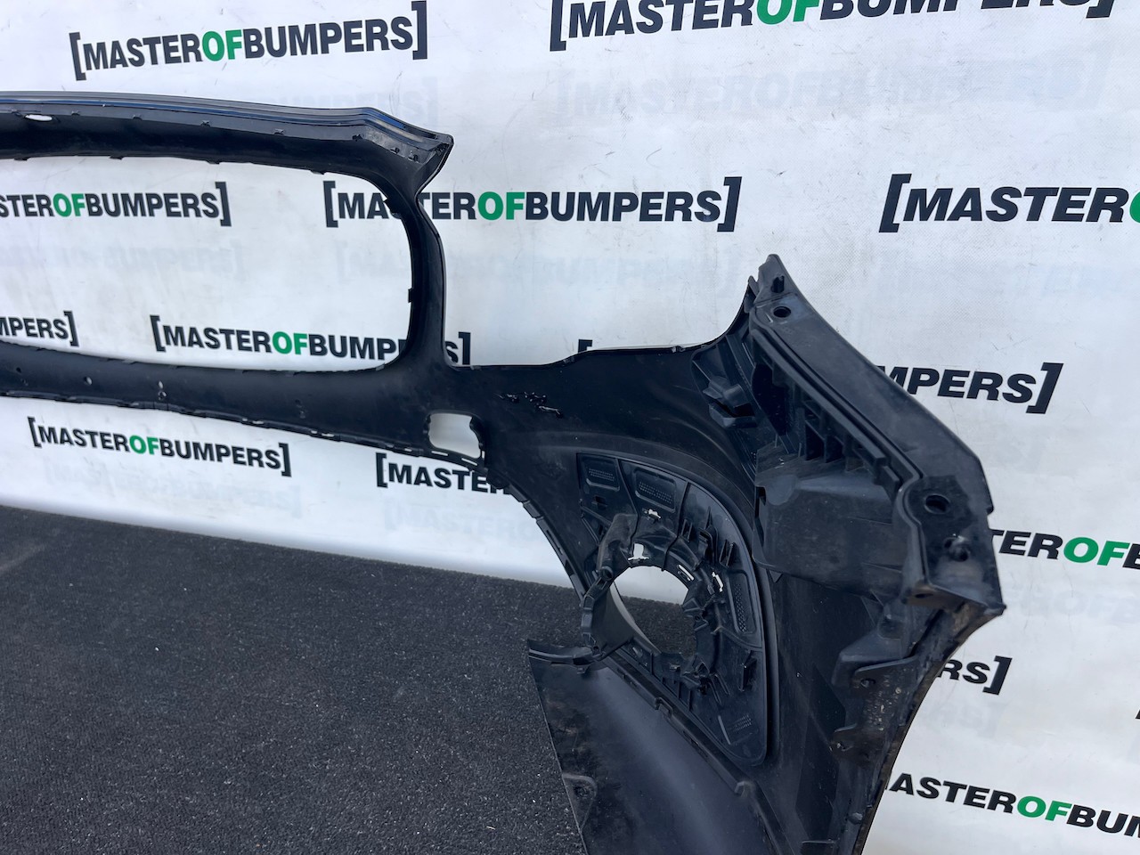 Mercedes Gla Urban A156 Mk1 Lift 2017-2020 Front Bumper Pdc Genuine [e464]