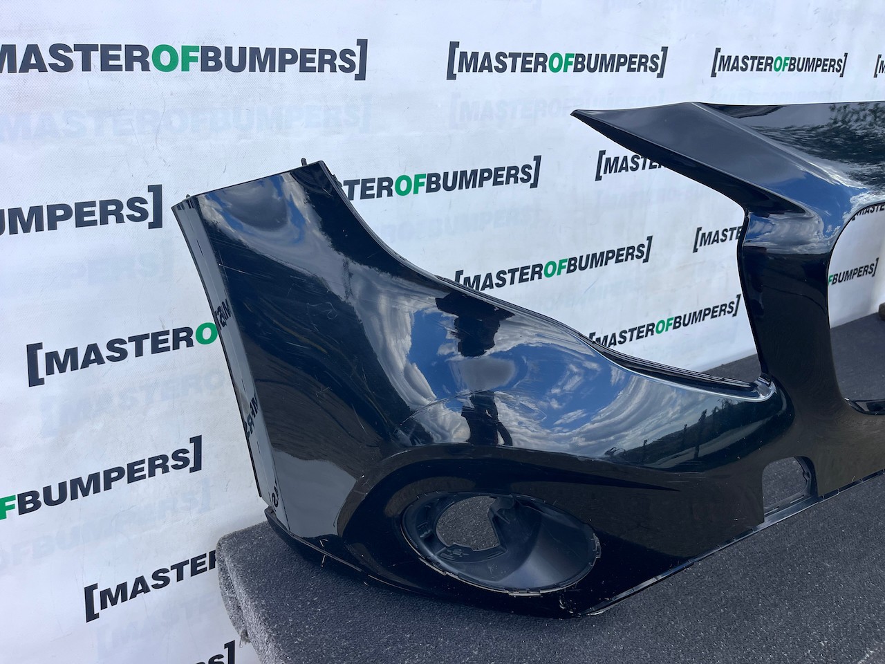 Mercedes Gla Urban A156 Mk1 Lift 2017-2020 Front Bumper Pdc Genuine [e464]