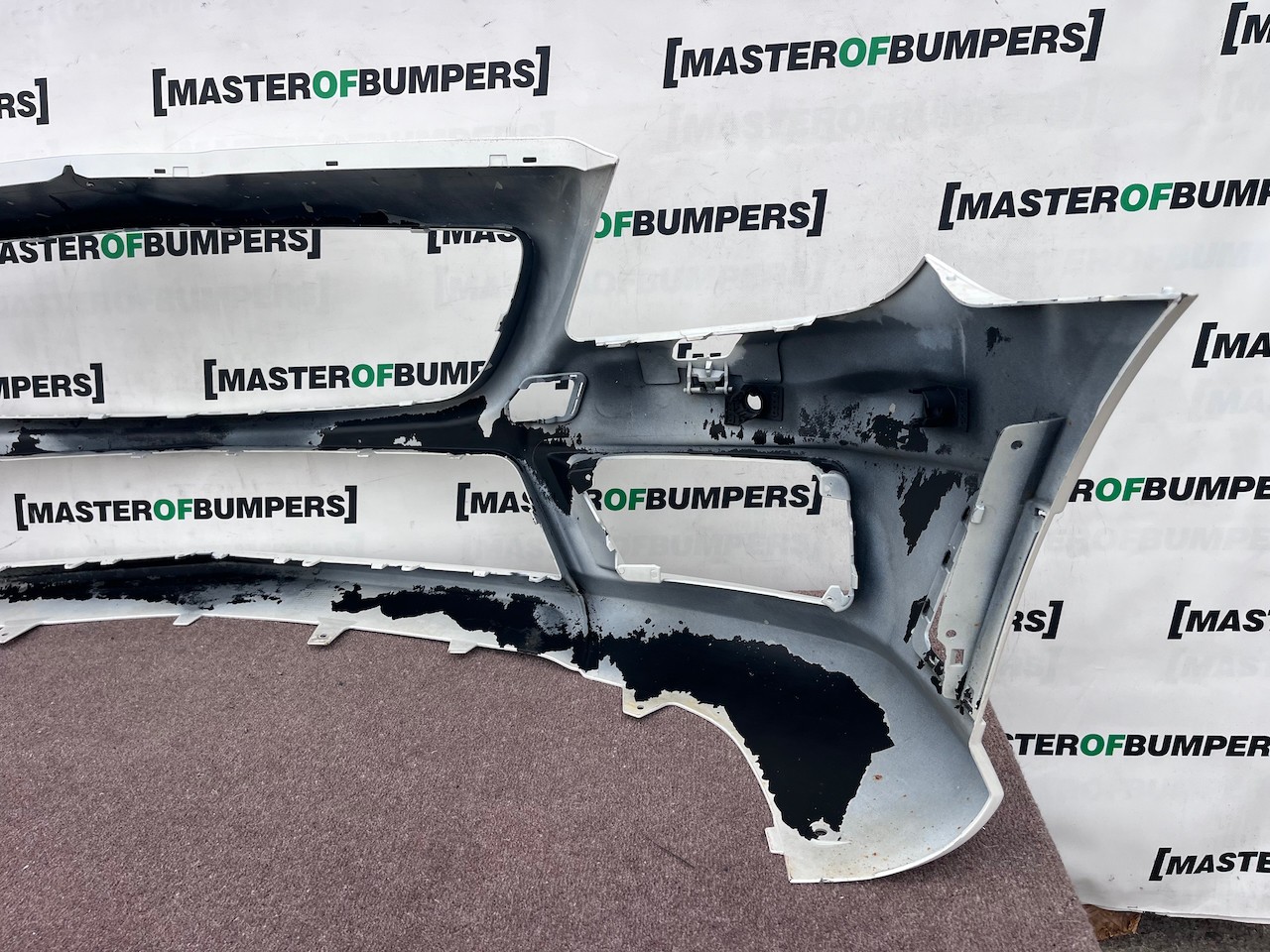 Mercedes Slk Amg Sport A172 Mk3 2012-2015 Front Bumper 6 Pdc Jets Genuine [e493]