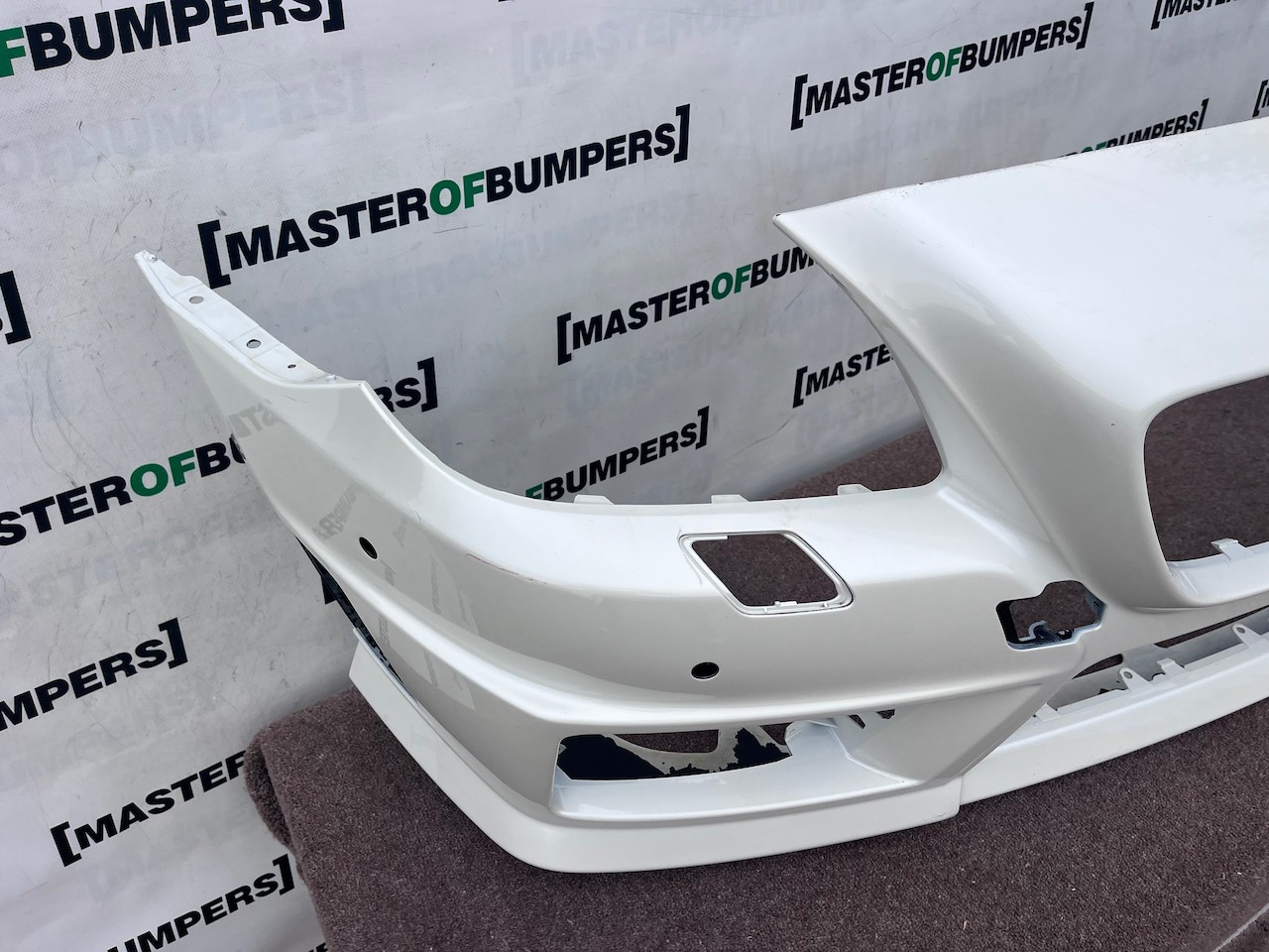 Mercedes Slk Amg Sport A172 Mk3 2012-2015 Front Bumper 6 Pdc Jets Genuine [e493]