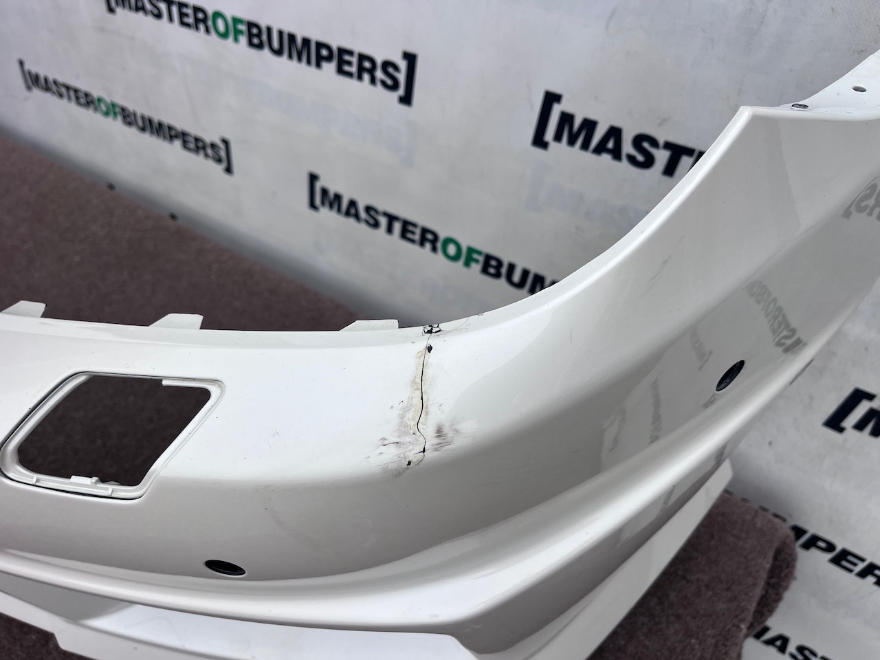 Mercedes Slk Amg Sport A172 Mk3 2012-2015 Front Bumper 6 Pdc Jets Genuine [e493]
