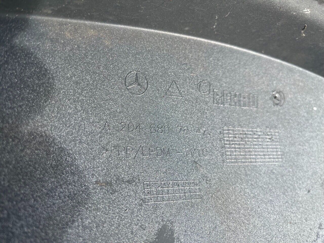 Mercedes C Class Amg A204 Face Lift 2011-2014 Front Bumper 6 Pdc Genuine [e990]