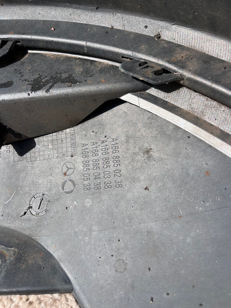 Mercedes Gle Class A166 Lift 2015-2018 Front Bumper 6 Pdc Genuine [e59]