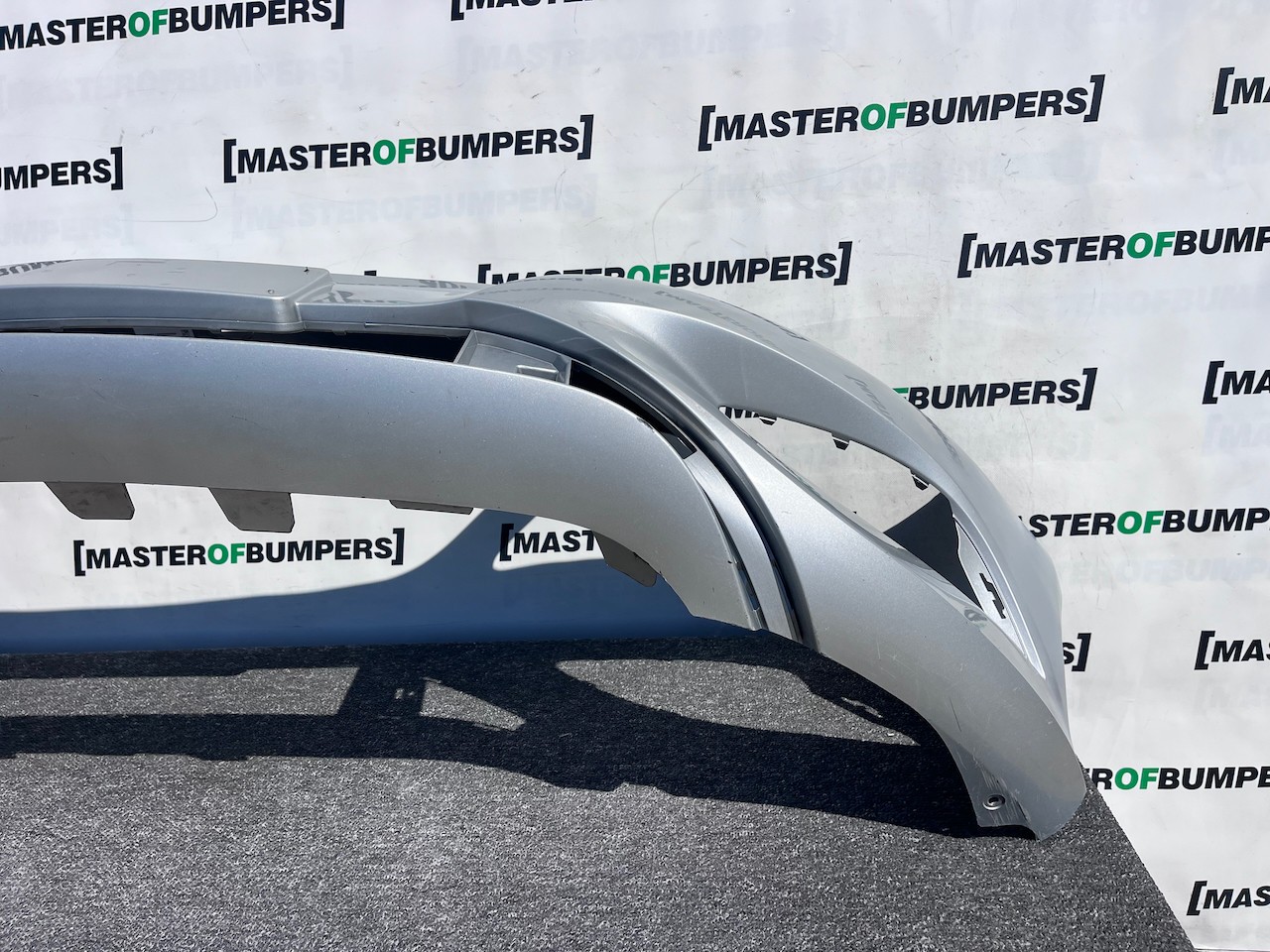 Mercedes A Class Se A176 Hatchback 2012-2015 Front Bumper No Pdc Genuine [e402]