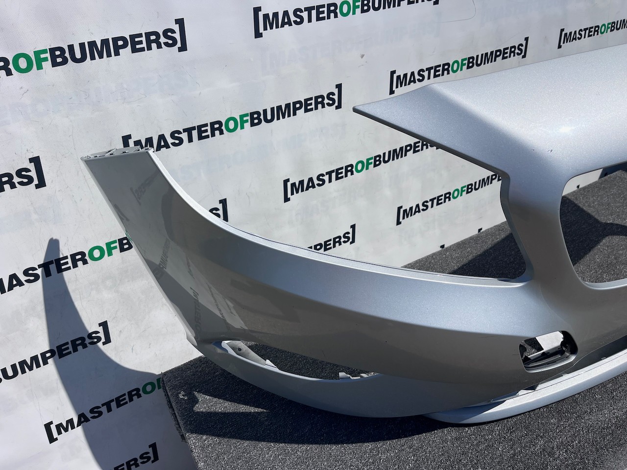 Mercedes A Class Se A176 Hatchback 2012-2015 Front Bumper No Pdc Genuine [e402]