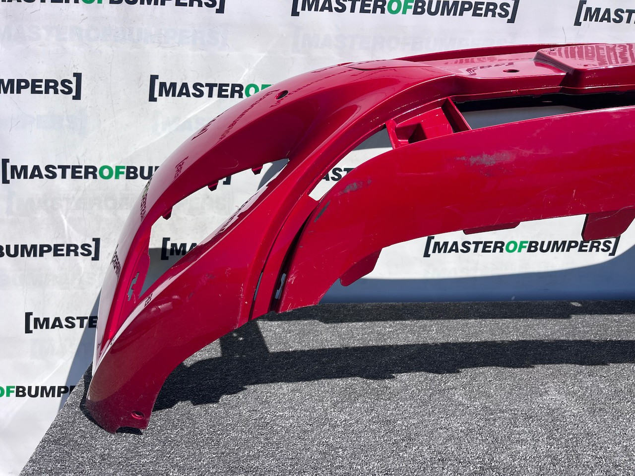 Mercedes A Class Se A176 Hatchback 2012-2015 Front Bumper 4 Pdc Genuine [e403]