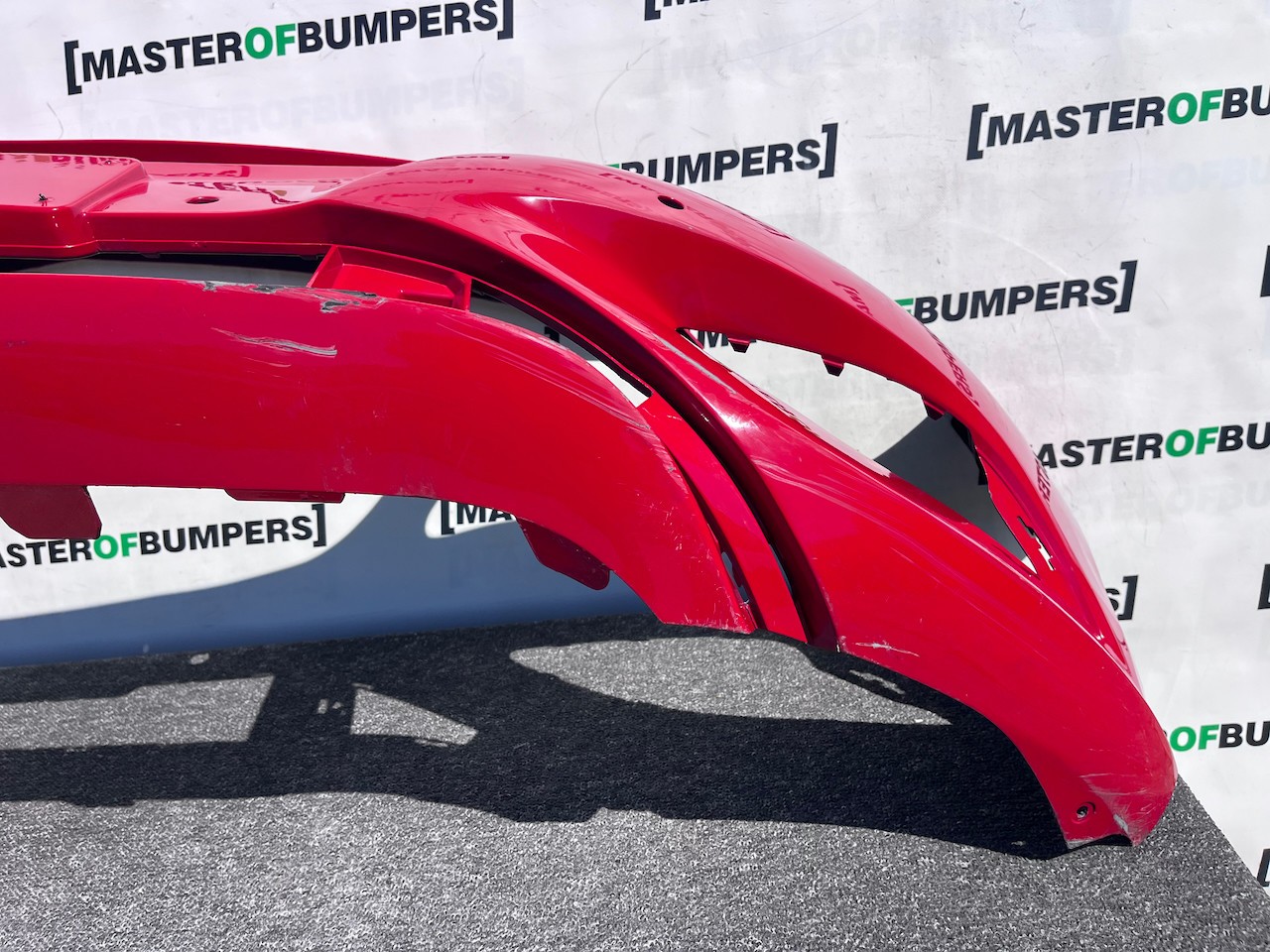 Mercedes A Class Se A176 Hatchback 2012-2015 Front Bumper 4 Pdc Genuine [e403]