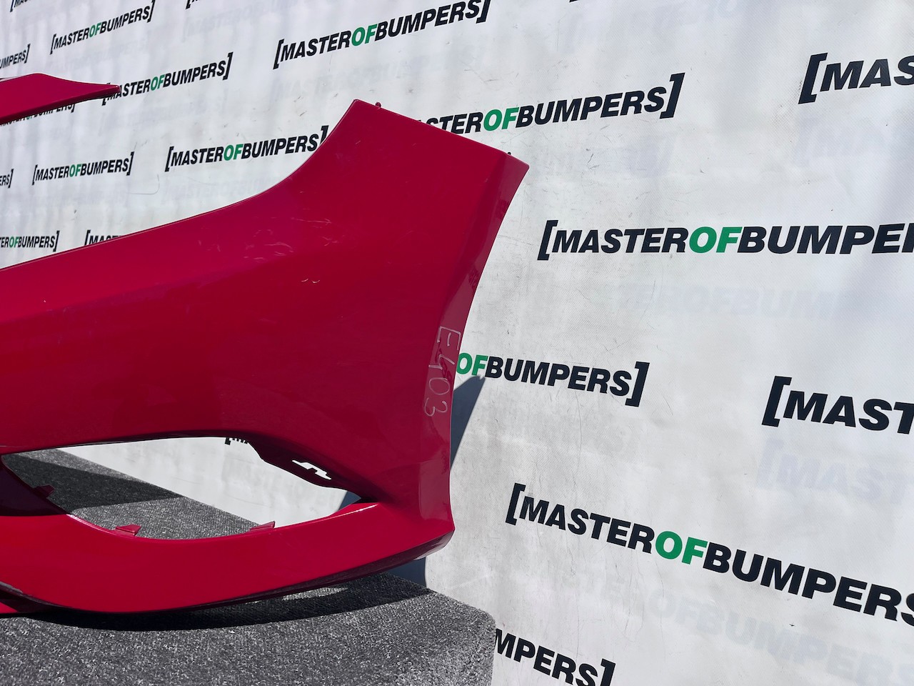 Mercedes A Class Se A176 Hatchback 2012-2015 Front Bumper 4 Pdc Genuine [e403]