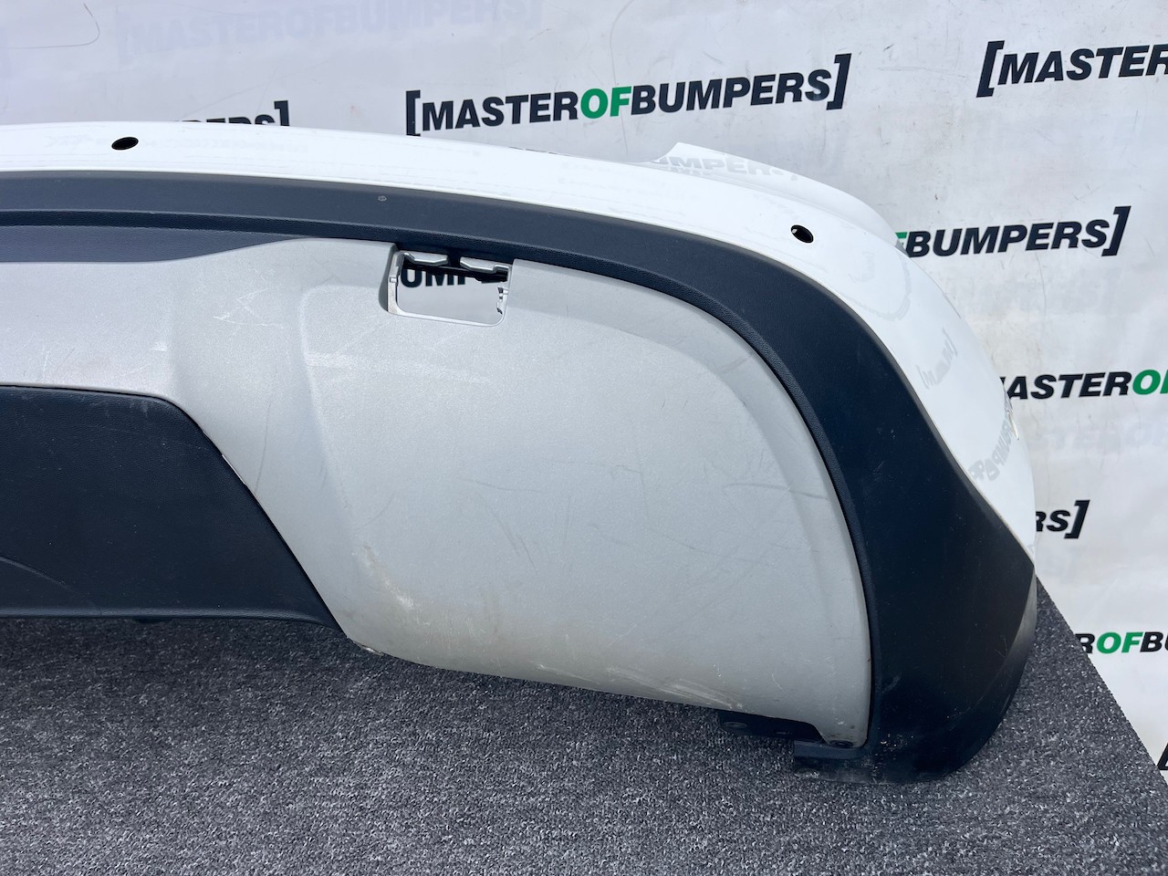 Mercedes Gla 4 Matic Se A156 Lift 2017-2020 Rear Bumper 6 Pdc Genuine [e424]