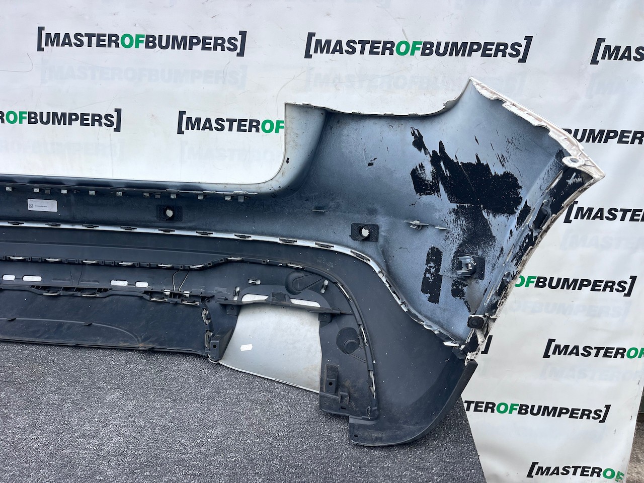 Mercedes Gla 4 Matic Se A156 Lift 2017-2020 Rear Bumper 6 Pdc Genuine [e424]