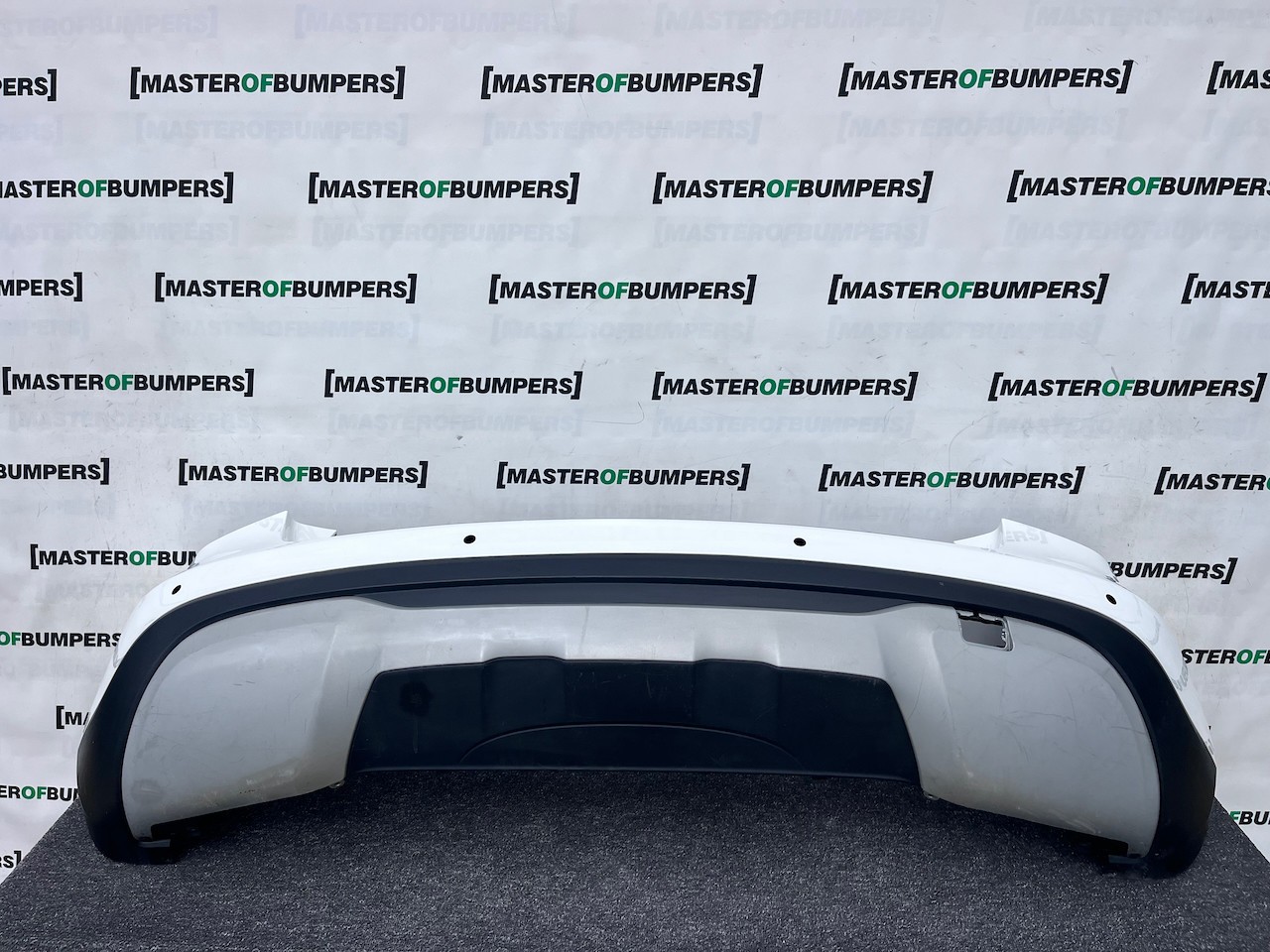 Mercedes Gla 4 Matic Se A156 Lift 2017-2020 Rear Bumper 6 Pdc Genuine [e424]