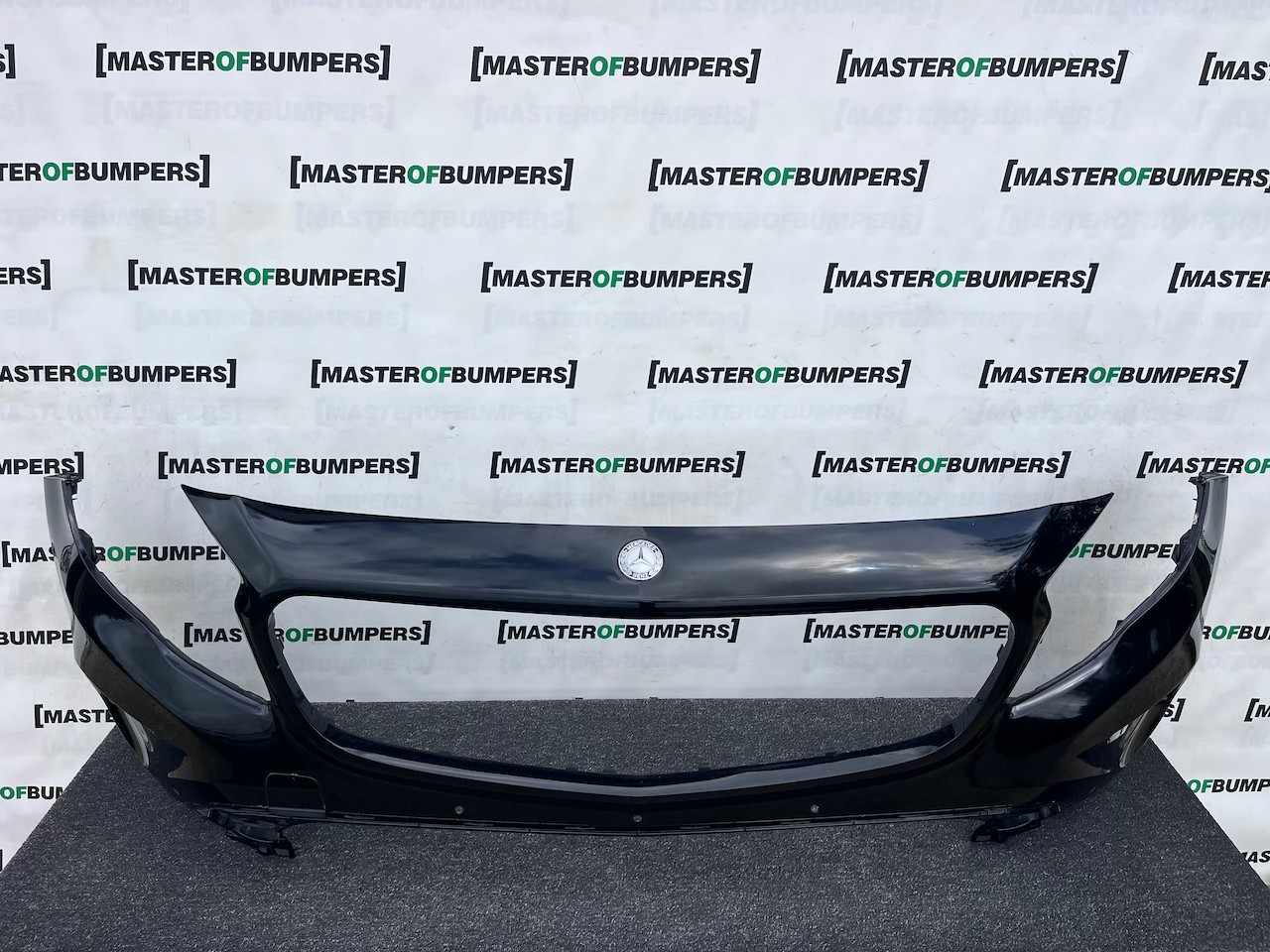 Mercedes Gla Urban A156 Mk1 2013-2016 Front Bumper 6 Pdc Genuine [e429]