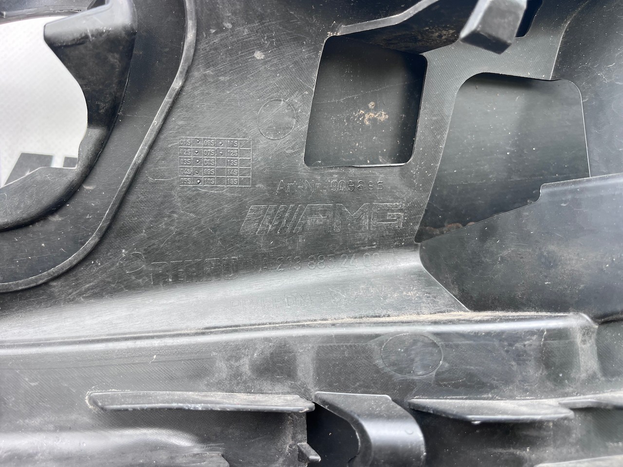 Mercedes E Class Amg Sport A213 Saloon Est 2016-2019 Front Bumper Genuine [e457]