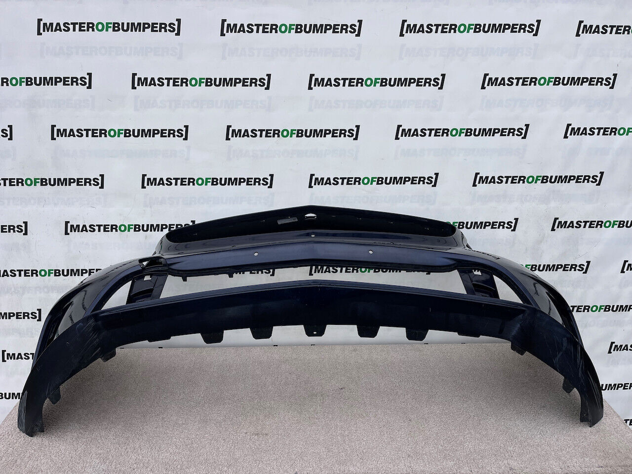 Mercedes A Class Se A176 Lift Hatchback 2016-2019 Front Bumper Genuine [e173]