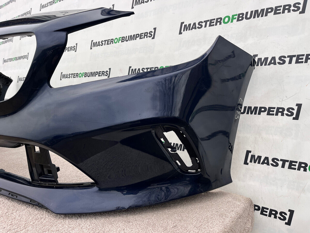 Mercedes A Class Se A176 Lift Hatchback 2016-2019 Front Bumper Genuine [e173]