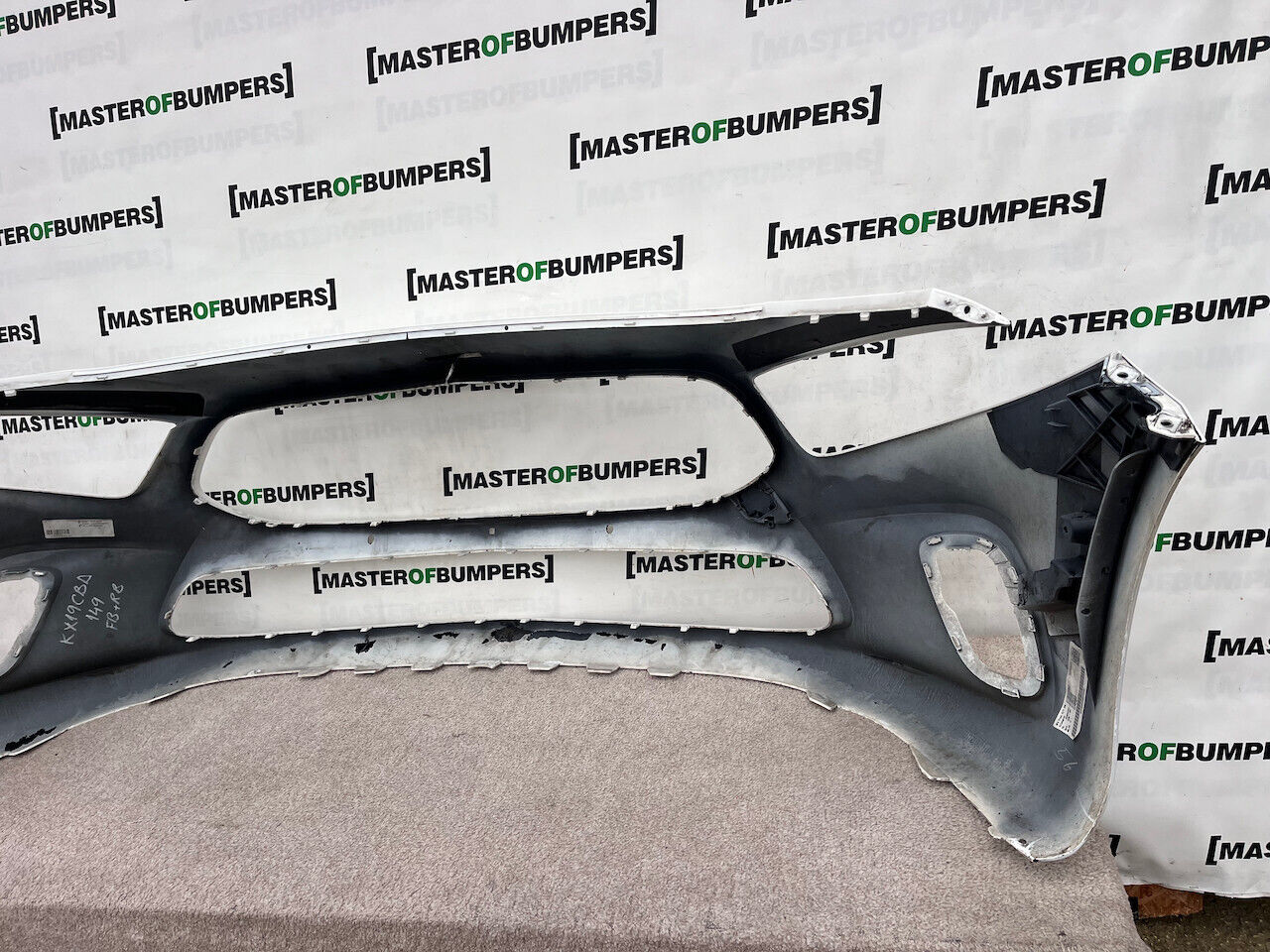 Mercedes A Class Se A177 Hatchback 2019-2022 Front Bumper 4 Pdc Genuine [e171]