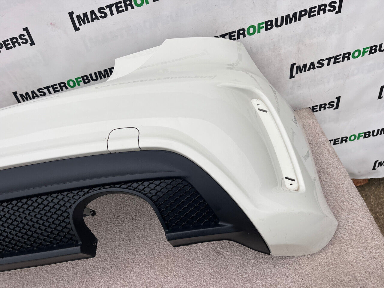 Mercedes A Class Amg Sport A176 Hatc 2012-2015 Rear Bumper No Pdc Genuine [e185]