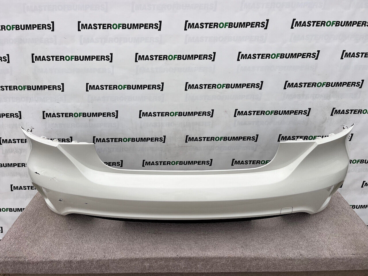 Mercedes A Class Amg Sport A176 Hatc 2012-2015 Rear Bumper No Pdc Genuine [e185]