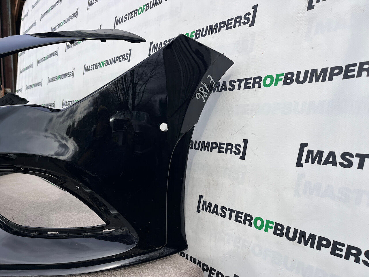 Mercedes Cla Amg Saloon Shotingbrak A118 2020-23 Front Bumper Genuine [e186]