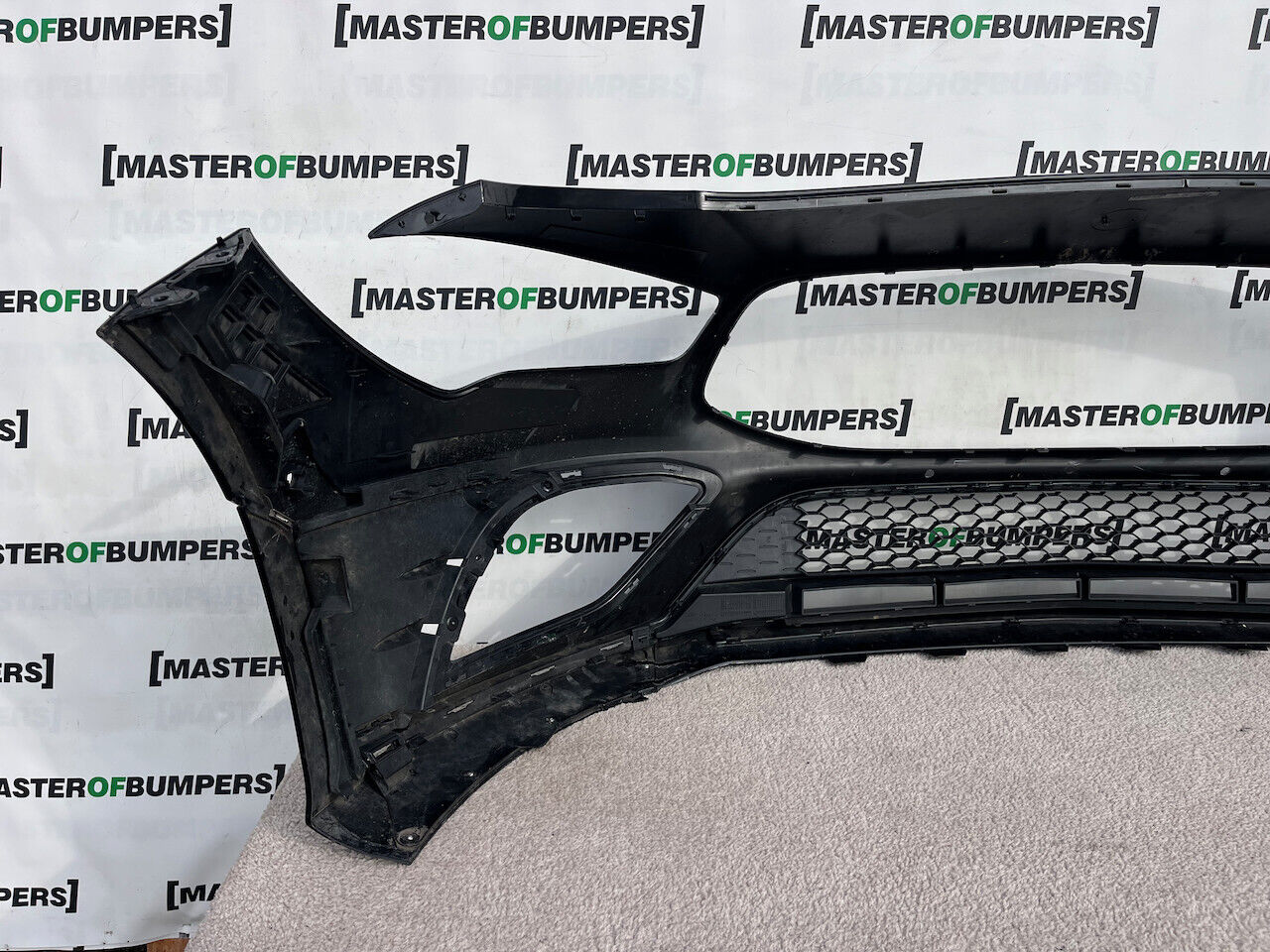 Mercedes Cla Amg Saloon Shotingbrak A118 2020-23 Front Bumper Genuine [e186]